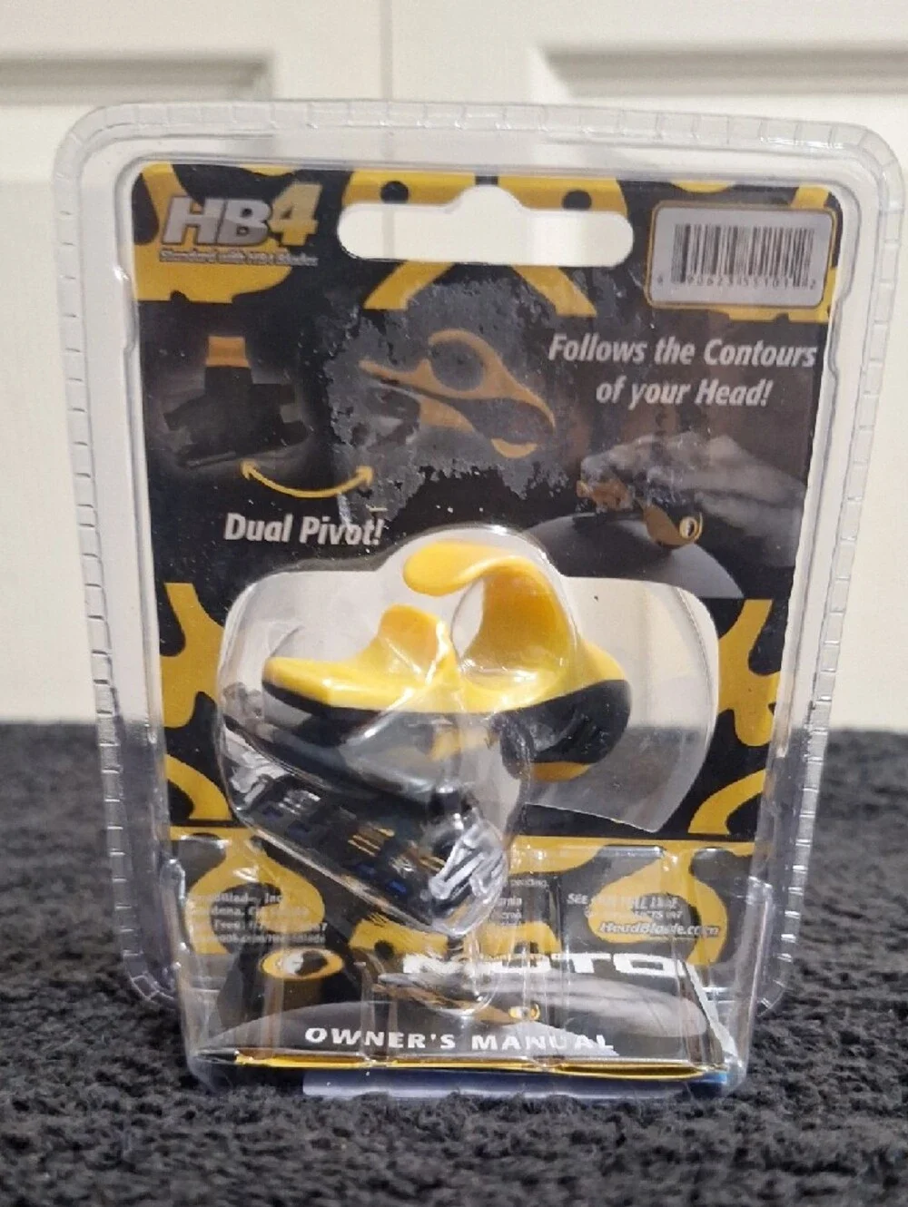 Reverso MOTO Headshaver in Black & Yellow